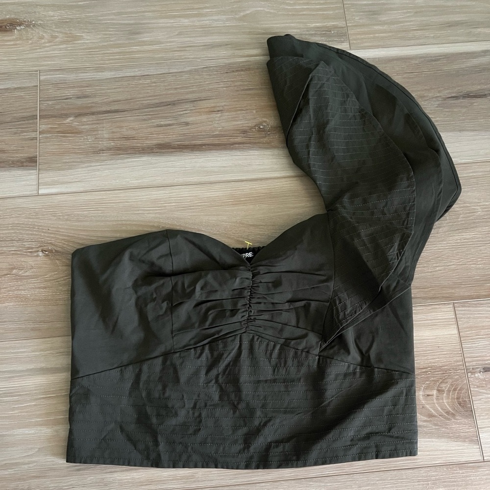 Express women M tops one shoulder khaki green crop top